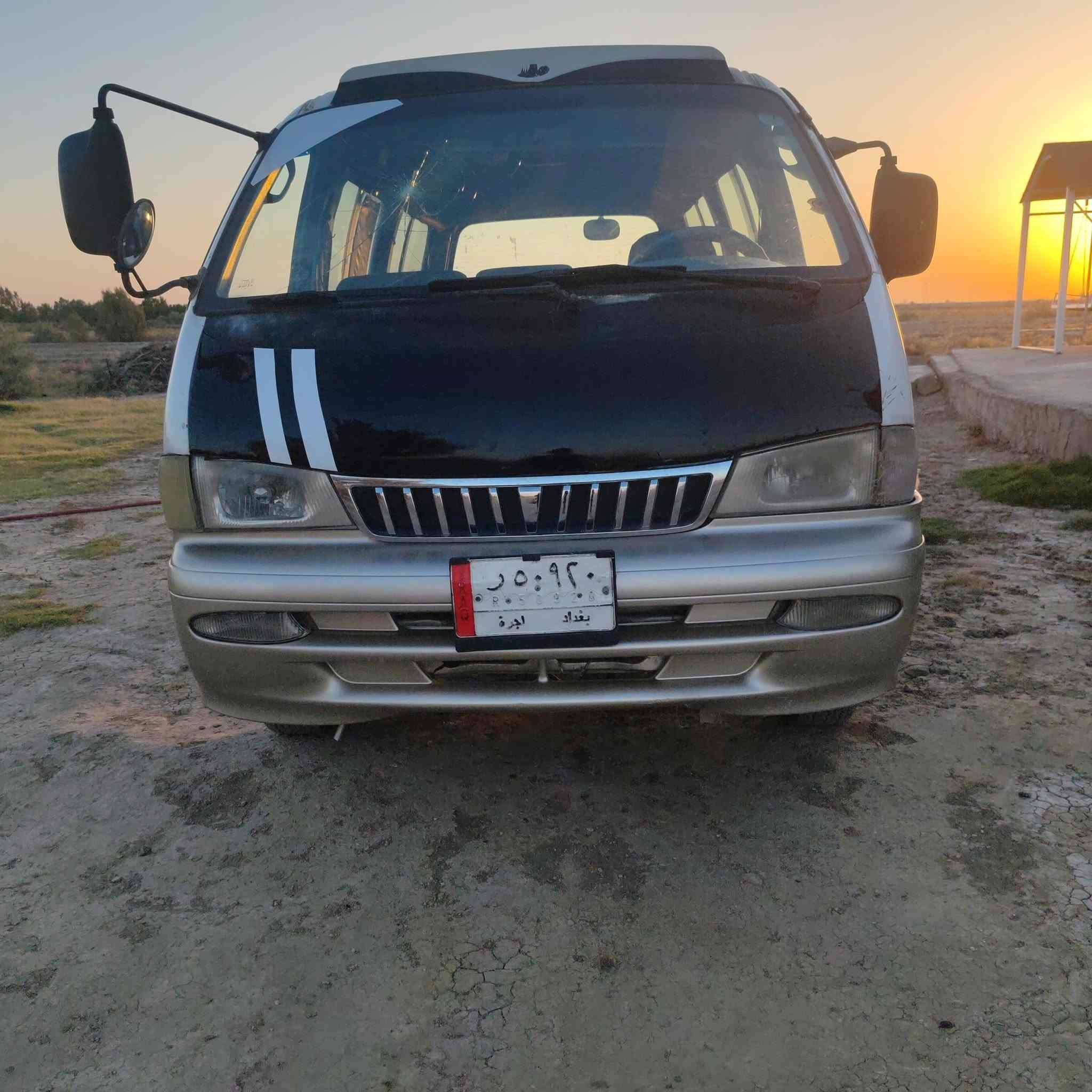 السلام عليكم بريجو موديل 97 سياره جديده مقفوله كفاله عامه من ضربه ومن صبغ ومن تبديل جير جير محرك اكسل تخنتاير حداديه كله جديد رقم بغداد سنويه جديده تخم تاير حداديه مكان السياره بابل النيل ماكينه 3000 السعر 58 وبيها مجال بسيط حق الجيه بيع مستعجل لاستفسار على هذا الرقم ***********
