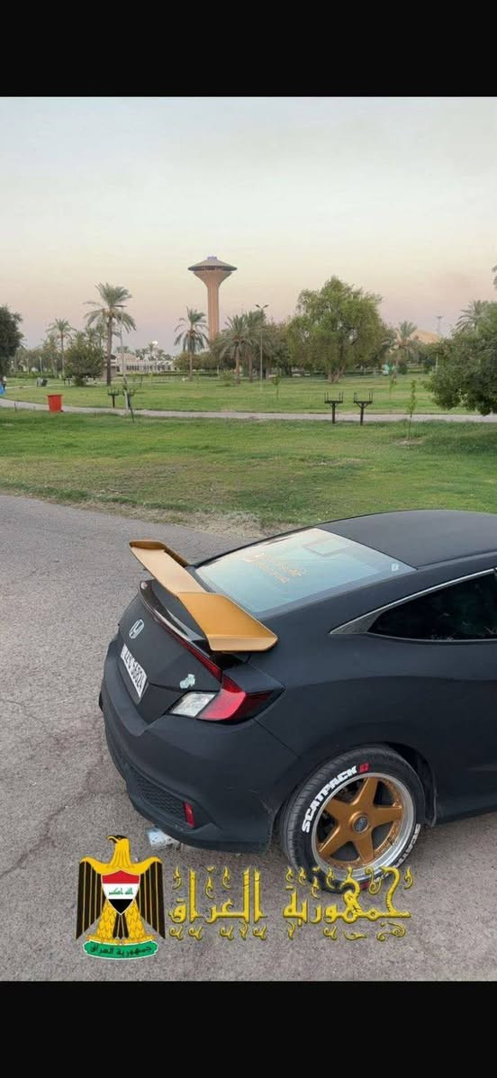 للبيع او مراوس سلام عليكم هوندا سيفك موديل 17 تك باب رياضي ويل كب رياضي اصلي تبريد كير ومحرك بشرط  حداديه تخم تاير شرط تحكمات جهتين نضام اقتصاط مثبت سرعه شاشه كامره خلفيه عليه ادامه كامله السياره من حداديه ومنظومه بانزين ماشيه 186 مصبوغه عام مات للجماليه فقط حادثه باب وجاملغ فقط السعر 95وبيه مجال مكاني بغداد ***********
