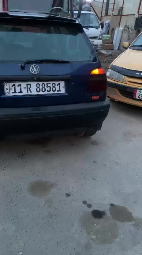 السلام عليكم 
كولف ٩٢للبيع محرك ٢٠٠٠بي تنقيص كير اوتوماتيك تبريد شغال باسمي السعر ٣٥ هاتف 
***********
