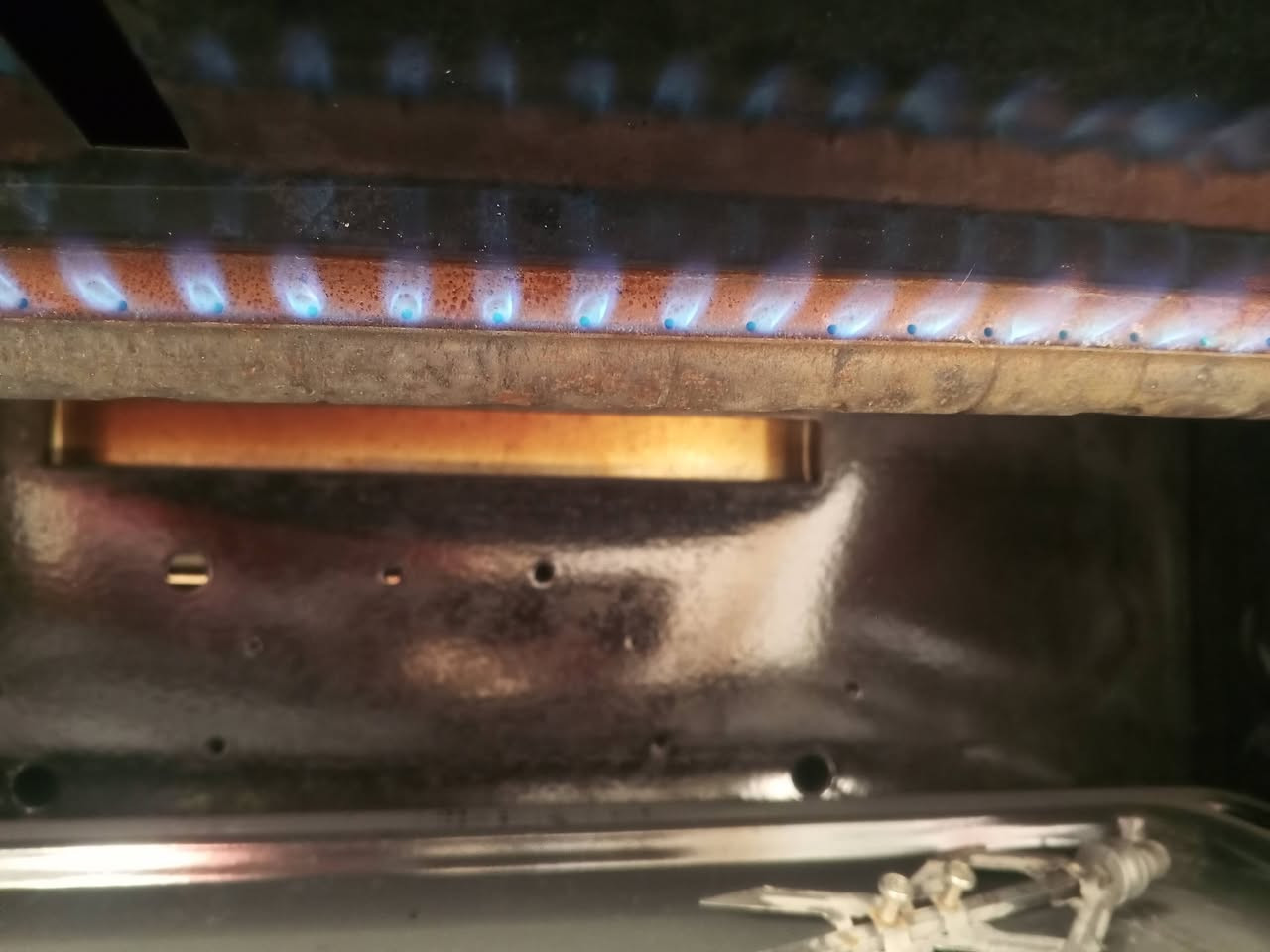 س ع طباخ مصري جبير نضافه فول حسينيه راشديه سعر ٢٥٠ ماجاوب ع تعليقات اسف ***********
