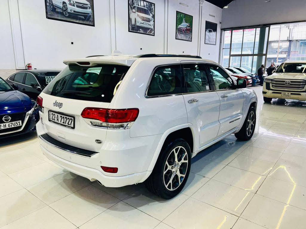 السلام عليكم للبيع
جيب  JEEP 🇺🇸🏁
جيب خليجي اوفرلاند اصل 

الموديل :2019 
المحرك :   V6 . 3.600
العداد : (70 الف).
اللون :ابيض 
نضام الدفع فور ويل 4/4 ماوس  

(الموصفات )
معروفة موصفات اوفرلاند 
فول موصفات 1/1 
مري  شفط واشارة 
مري قلاب ويه ال R
يدات ستيل اصل 
الداخل صاج ملكي   
جنطه كهربائي شفط 
دبل كزوز خلفي 
حساسات اماميه + خلفية 
سستم صوت 12 سماعة 
*دمام خلفي 
*جكات تصعد وتنزل 
*نضام صوت Alpine                                 
*فتحت سقف بانراما  ☀️
* لايت امامي خلفي LED . ⚡️
* كاميرا خلفية . 📷
* حساسات خلفية و امامي .
* ويل قياس 20.🛞
* مري هيتر .♨️
*نقطعة عمياء .
* تشغيل عن بعد . 
* ماوس .🖱️
*رادار خلفي 
*كشن كهرباء ⚡️
*اربع كشنات تدفئة و تبريد ☁️
* نظام خرائط GPS . 🗾
* شاشة كبيرة قياس 8.4 أنج  🖥️
* كير شفتر بالستيرن . 🏁
* اربع مودات قيادة ❄️
* مثبت سرعة . 

مكفوله كفاله عامه  والكير والمكينه والاكسل والفورويل ممفتوح برغي بيهن السياره جديده بمعنئ الكلمه
🔴مكان السيارة : بابل القاسم 
السعر 310 💵💵  السعر مناسب جدا بل نسبة للنضافة واسعار السوك 
للاستفسار اكثر الاتصال عل لارقام***********☎️اتصال
