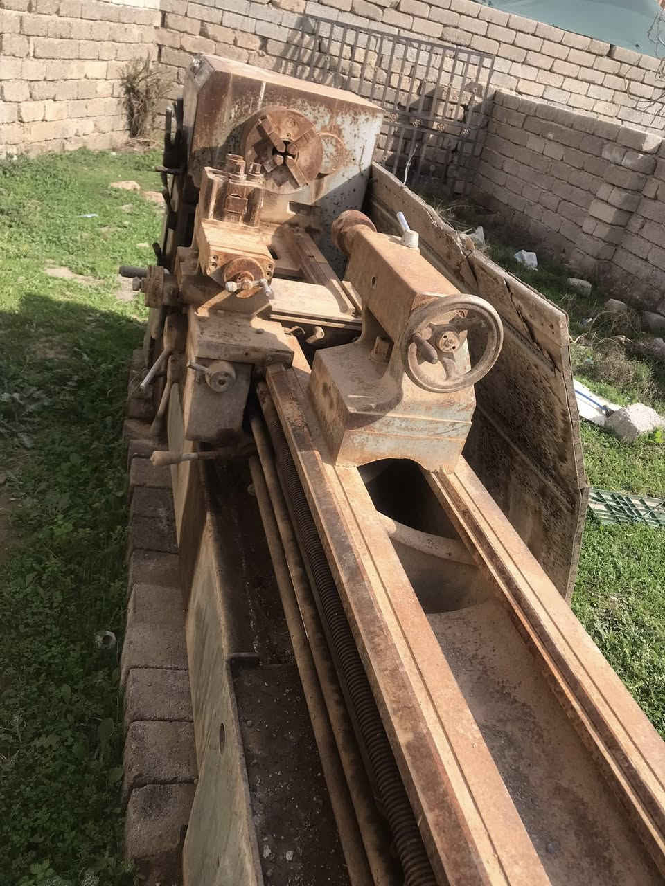 السلام عليكم تورنه متروكه للبيع الموقع صلاح الدين/قضاء الشرقاط واتساب//***********
