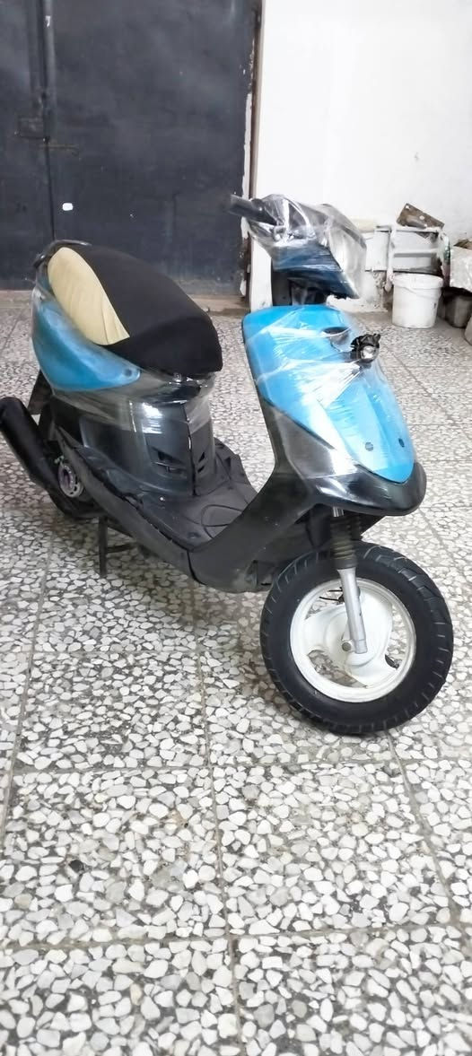 دراجة ماكس قجمه هندر واحد محرك ترايهه حلو كهربائيات شغاله  السعر  180  مكاني حي السفير قريب ع العبيدي رقمي  *********** موجود وتساب ومازنجر
