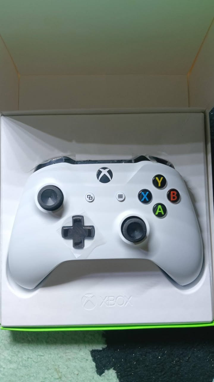 جوستك xbox
حط سعرك  بعده جديد 
للتذكير فقط 
ما بيه بطارية


**إذا كنت صاحب هذا الإعلان وتريد حذفه لأي سبب، رجاءا أرسل رسالة إلى الدعم الفني**