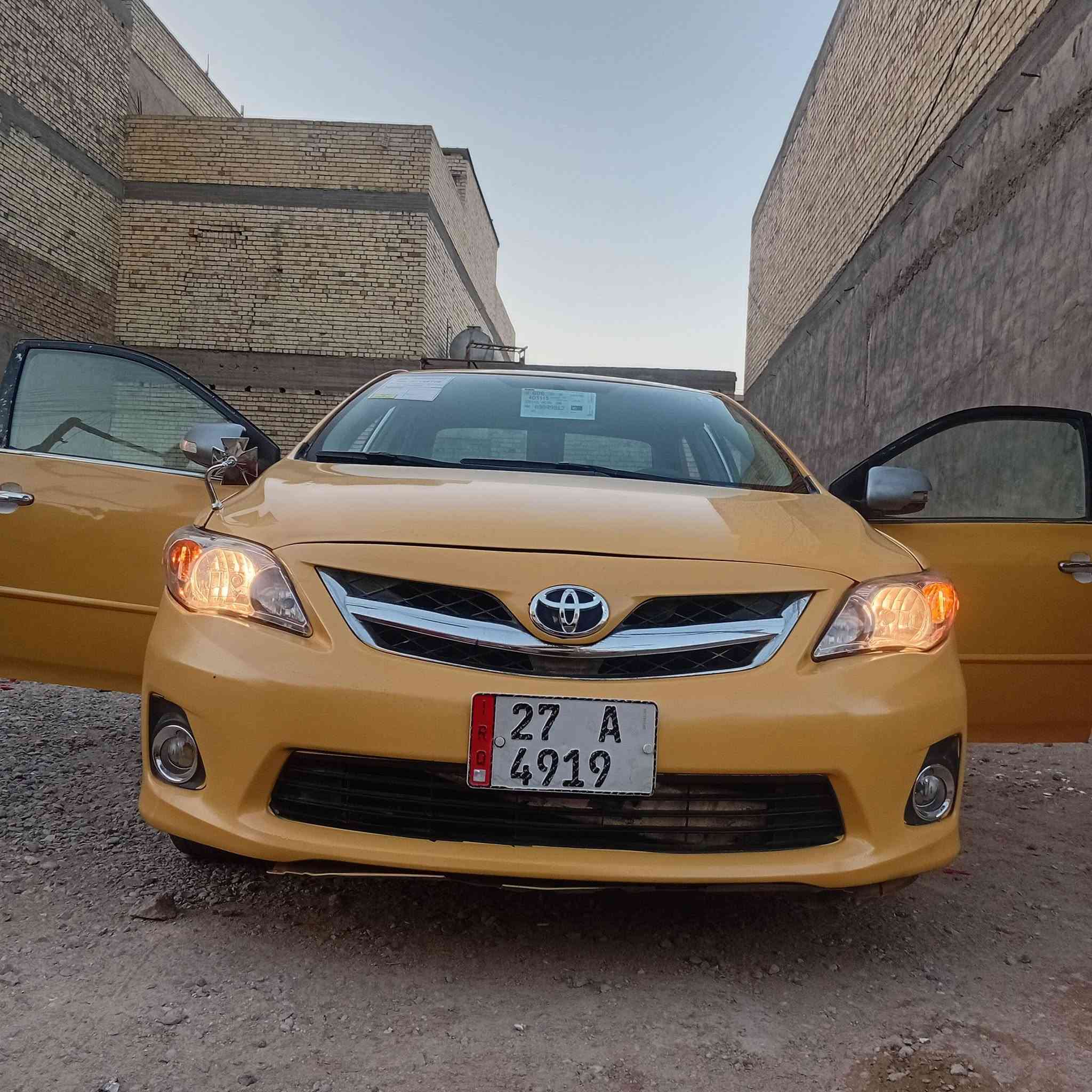 كورله موديل ٢٠١٠ وارد خليجي سياره بيهه جاملغ خلفي فقط  مكينه ١٨٠٠ دوش سعر ٦٨ بيهه مجال بصيط مكان سياره بغداد تحويل مباشر ***********
