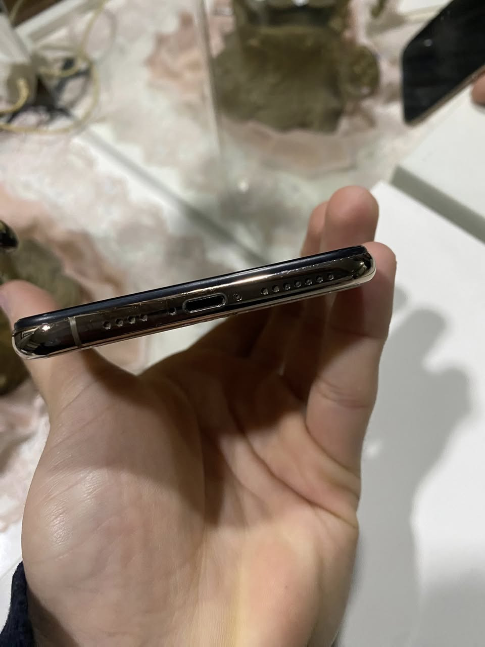 السلام عليكم
أيفون x s max للبيع 

ذاكره 64 
تك سيم 
بطاريه 77 اصليه 
الجهاز شاشه مبدله وضهر مكسور فقط 
فيس إيدي شغال 

سعره 165 ألف


**إذا كنت صاحب هذا الإعلان وتريد حذفه لأي سبب، رجاءا أرسل رسالة إلى الدعم الفني**