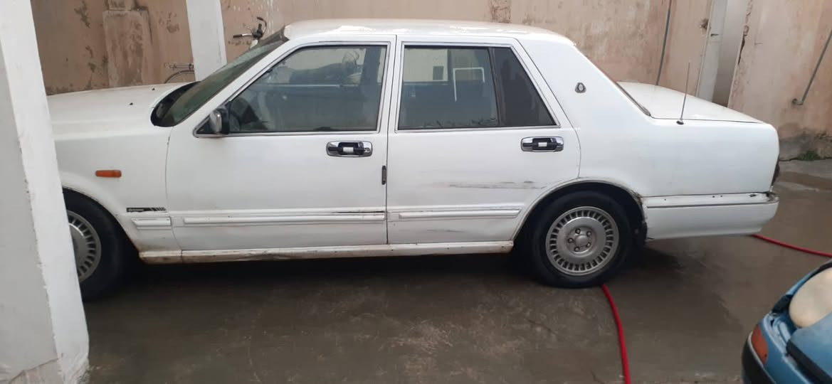 السلام عليكم سياره للبيع سدرك أدوات السعر 15مراوس يرهم السياره جاهزه تبريد شقال بيه بدايه تبخير التصال على الرقم ***********
