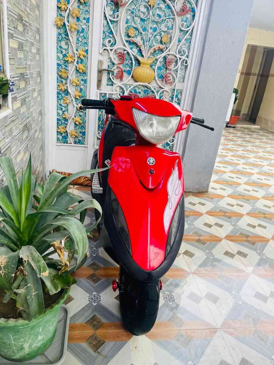 السلام عليكم دراجه ماكس عدله للبيع 2005 دراجه مكفوله //شلعه ومعدل فول// كهربائياته جاهزه السعرر 800🔥وبيه مجال ///***********
