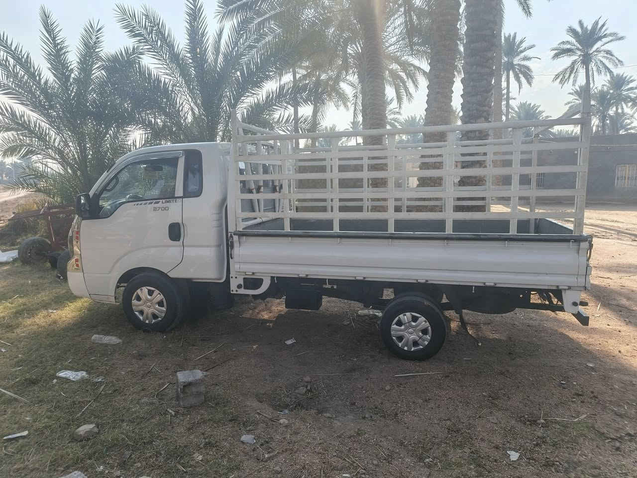 سلام عليكم سياره حمل مديل١٥ رقم واسط مكان طوريج راعيه بكربلاء سنويه ما صاقطه سياره مكفوله بس بنيد بدل وهذا سونار قبل ١٥يوم سويتيله مكينه وكير وحداديه تخم تايرات سياره جاهزه عارضه ١٠٥ ويبه مجال***********
