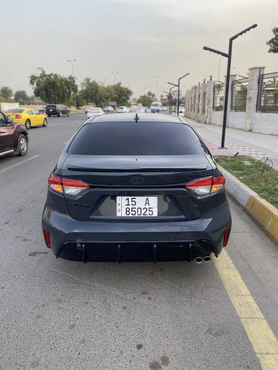 السلام عليكم
كورولا للبيع

SE موديل 2023 بانزين

اللون رصاصي  

مواصفات فول واحد 

كشنات رياضي بلادي 

بصمة تشغيل

بصمة ابواب

بصمة صندوق

اشاره بالمرايا

قفل ترحيب 

شاشة دجيتال

شاشة ترحيب

شاشة كبيره

كامرا دواره

اوتو هولد 

هاند بريك بصمة

قيادة ذاتية 

رادار امامي 

رادار جانبي 

كروز سرعه
ايرباك راجع سستم 

الرقم أنبار معوقين شرط التحويل
السعر 125 

الاتصال على الرقم  ***********
