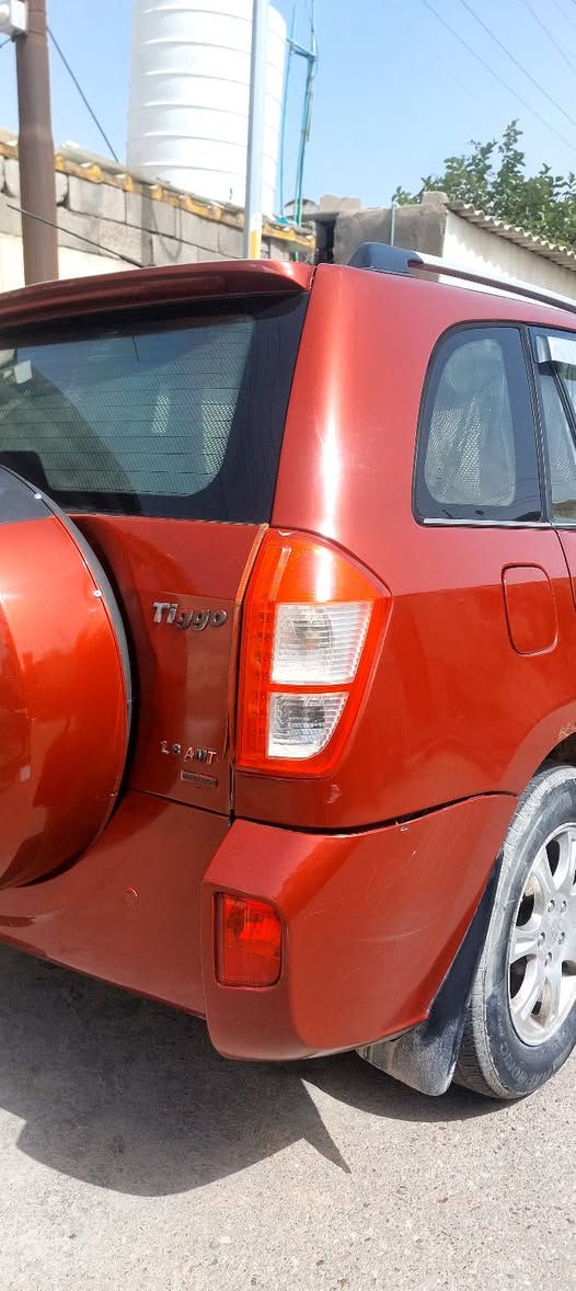 السلام عليكم اخواني سياره شيري تيكو موديل ٢٠١٣ سياره بيه تبخير سنويه ٢٠٢٩ رقم ألماني باقي بس استلام سياره بديه زين حلو مابيه كل ضربه قفط صبغ 
مكاني البصره التنومه السعر ٤٢ ورقة الرقم للتواصل ***********
