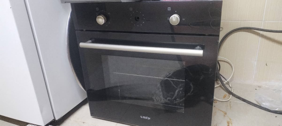 غراض للبيع كلشي وسعره بداعي السفر
طباخ ٧٠اربع عيون شغال هو والفرن
ساحبه نوال جديده ٥٥
ساحبه ثانيه٤٠
فرن غازي ٥٥
ميز الاسود مع الشازلون ٧٠
الميز الخشبي ٢٥
البراد٦٠شغال حار بارد 
دوشك ٥٠
***********
