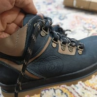 حذاء • مقاس ٣٧ • قطعة مرتبة