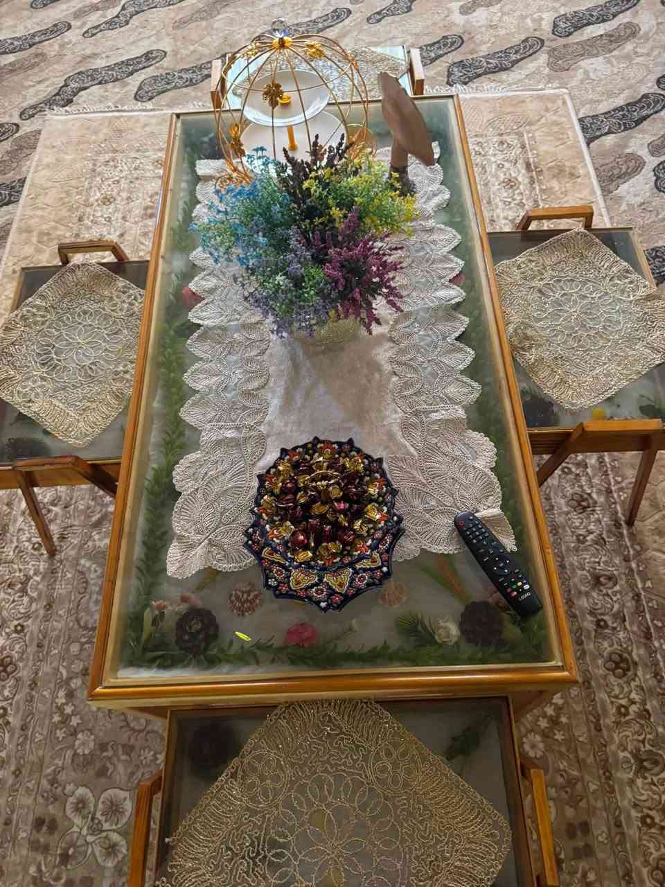 مێز و تەپڵەكێكی ناوازە و بێ عەیب لە داری تۆكمە دروست كراوە بە وردی مێزێك و ٥ تەپڵەكە 
سلێمانی نرخی ٩٥ هەزارە


**إذا كنت صاحب هذا الإعلان وتريد حذفه لأي سبب، رجاءا أرسل رسالة إلى الدعم الفني**