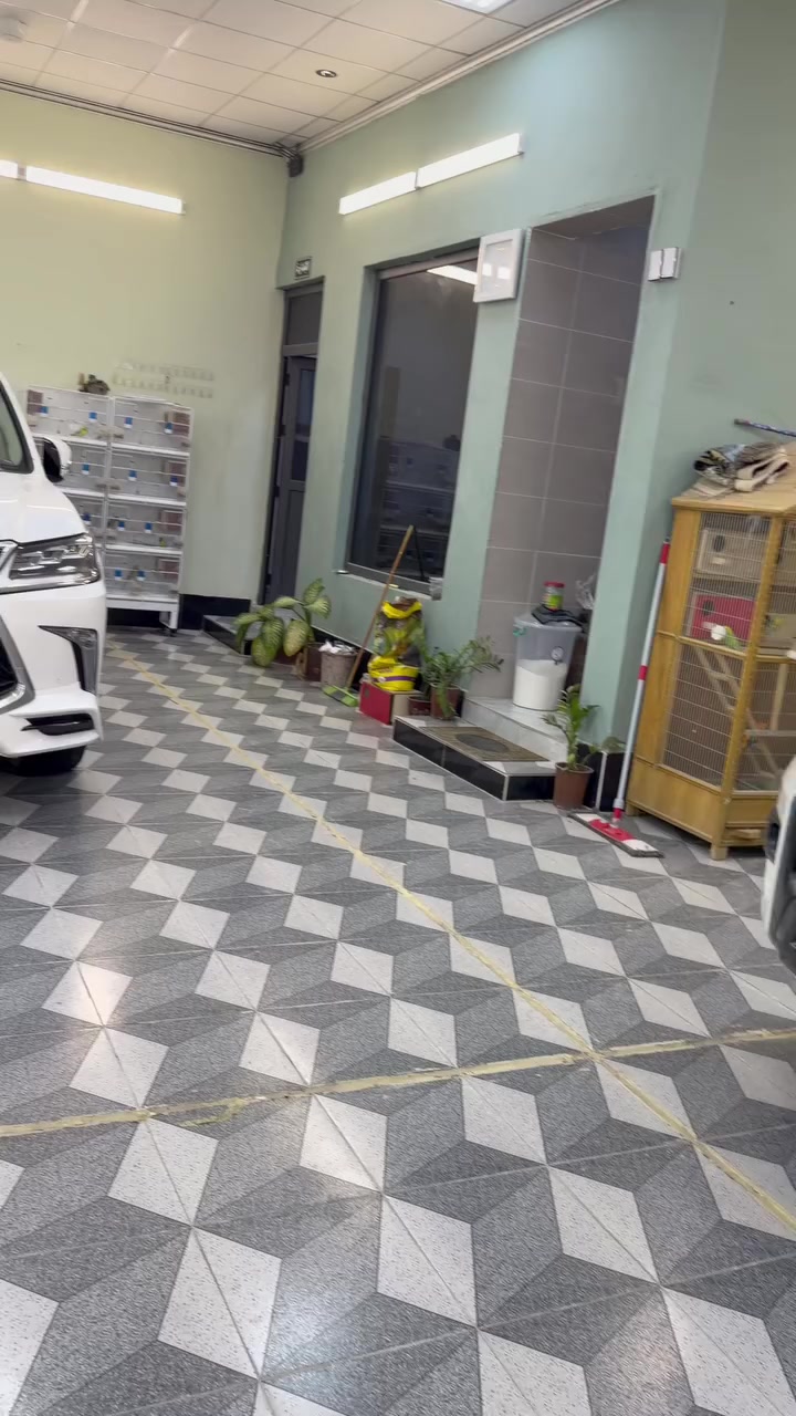 للبيع لكزز. م. 2011. بريم. بعقوبة معرض الايمن. لتجارة السيارات. ***********.   او. ***********
