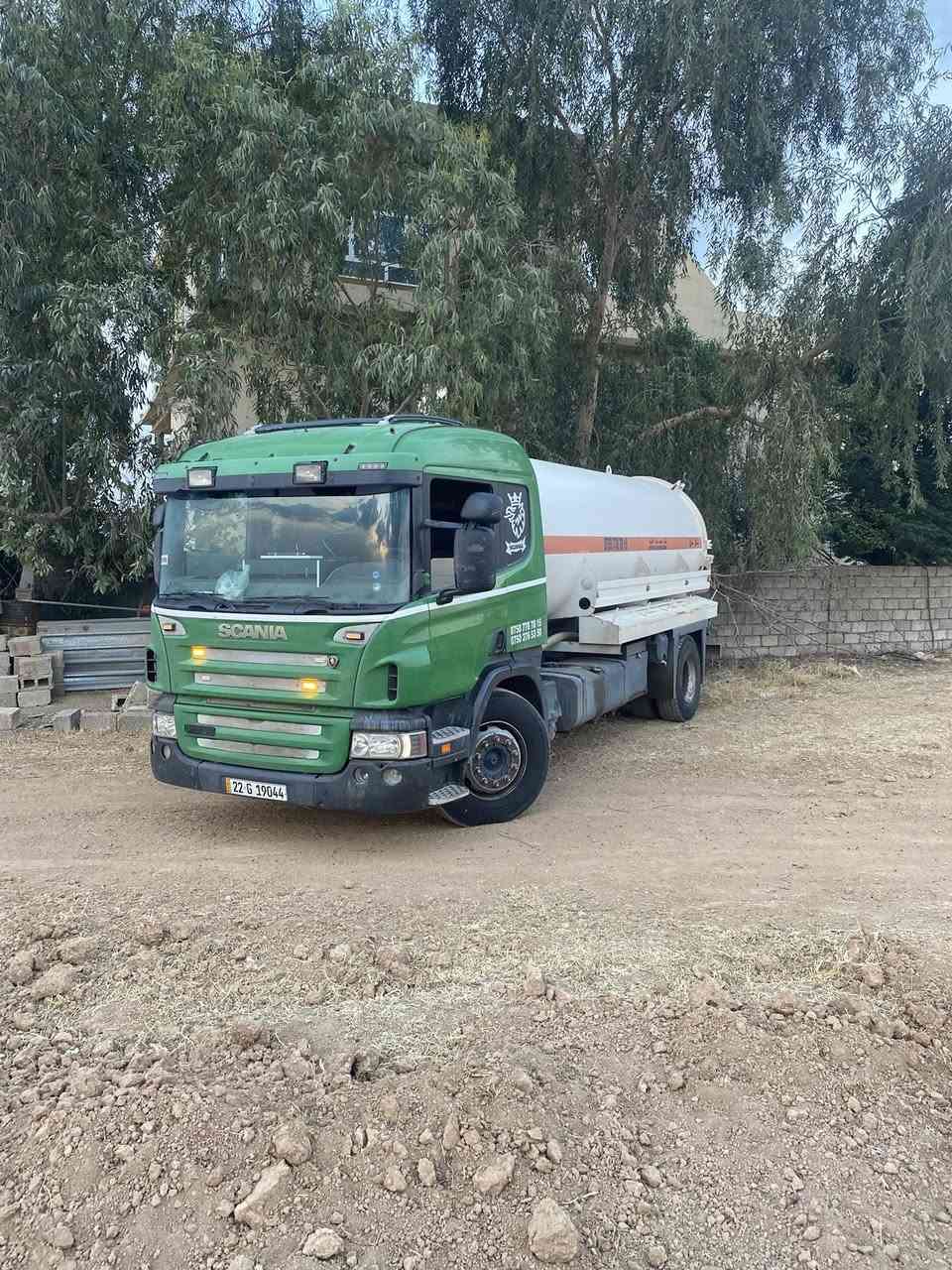 سلام حلايكم سكاني بيعو  مؤديل2006گير حادي٣/٣ ماكينه420R تانكي توركي  ماتؤر اتالي٧٠رقم سانه وي كولشي جديد  ما بي مشكيلا  رقم موبايل)(***********)مكان اربيل
