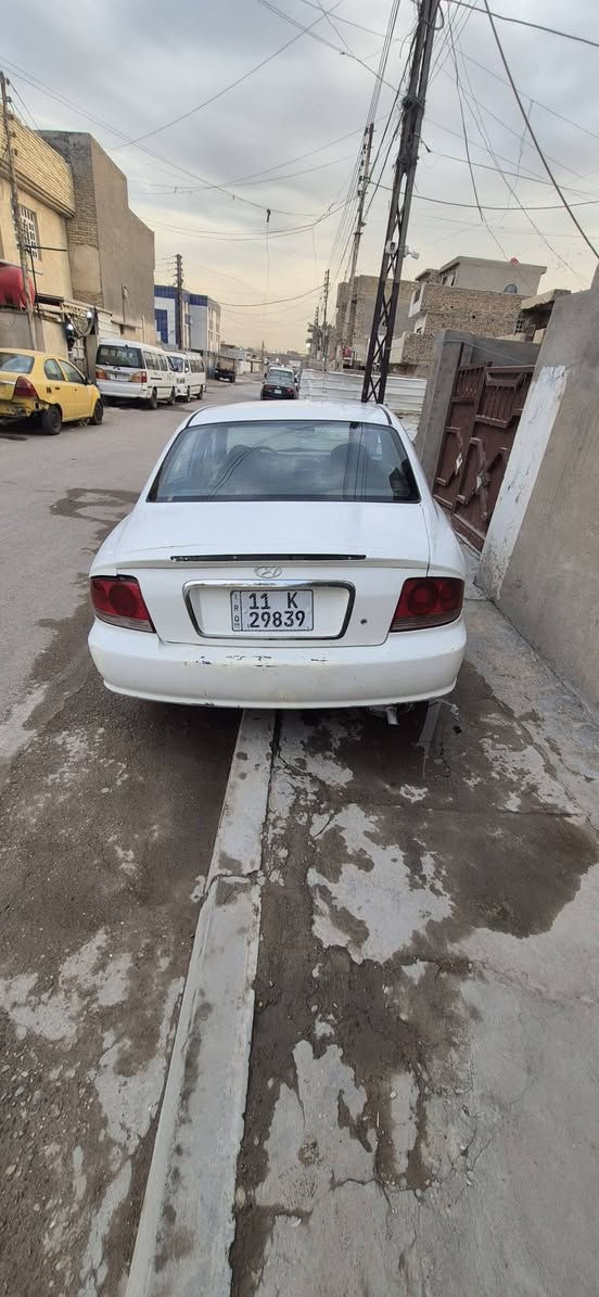 سوناته وفود 2001 كير عادي رقم بغداد نكليزي سنويه وهزه جديده سياره كامله باتري جديد تخم تاير كهربات كلهن شغاله السعر 43  الرقم الهاتف *********** مكاني بغداد تقاطع درويش
