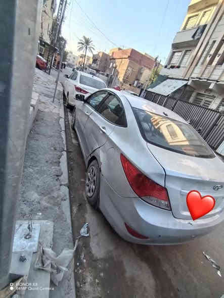 لسلام عليكم أكسنت للبيع 2012 وارد أمريكي الحادث جاملغ خلفي وباب لون سلفر  السياره نضيفه داخل وخارج بيها طخات خفيفه السياره شغاله من كلشي تبريد وتتدفئه دوشمه جديده صدر نضيف تخم تاير جديد السياره باسمي تحويل ثاني يوم الاتصال ع رقم ‭٠٧٩٠ ٢٩٨ ٩٧٣٩‬
السعر ٨٠ بيها مجال
