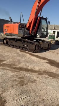 حفارة بي فايف موديل2016 للبيع استفسار 07707983685