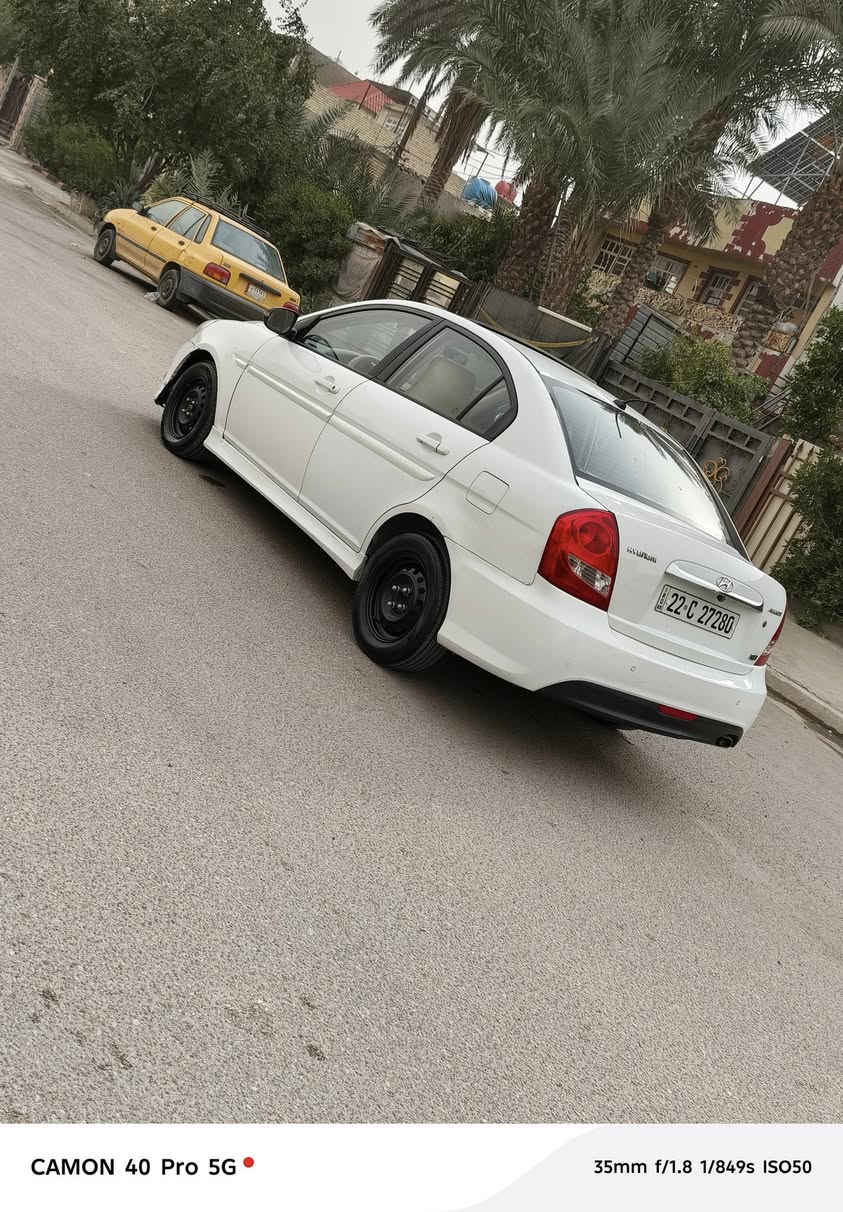 السلام عليكم
‏اكسنت 2011 خليجي فول رقم اربيل سنويه ل2030 هزه وفحص كله جديد تحويل او وكاله باسم صديقي بيها صبغ 3 قطع ونص وتبديل جاملغ نفس لون بدون شاصي فقط الحافه مال لغد واضحه بالصور اثر حادث خفيف مكينه 1600 دوش بدون تنقيص بدون بخار صدر امامي خلفي جديد نقص تبريد فجاه وكف ابيع عاطل هاي كل تفاصيل سياره وبيها بارد بدايه قماره واضح بالسونار كلشي طاير بنيد عله قماره.. . 
‏السعر/79$ ومجال بسيط جداً بيع او مراوس. . 
‏العنوان/بغداد-الاعلام قرب تقاطع درويش
‏*********** واتساب
