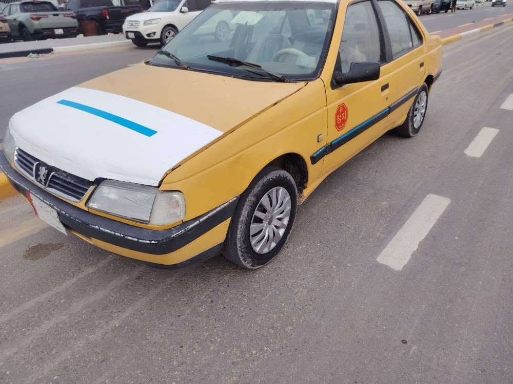 بيجو 405 موديل 10 سياره جاهزه مكينه كفاله لا تبخير ولا تنقيص كيرها حلو كهربائيات كلها شغاله حداديه حلوا  راعيها  ماواصله عدي مستمسكاته رقمه مغلق
رايده 15 بيها مجال بسيط العنوان البصره الزبير  *********** الزبير, البصرة
