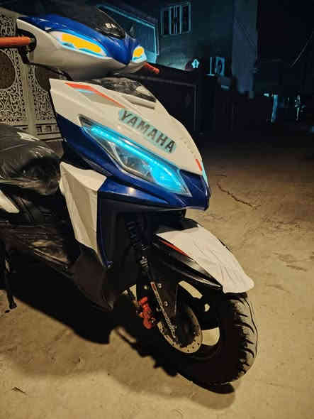 السلام عليكم دراجه للبيع الدراجه خير من الله خرسه شرط ما تنسمع مكان الدراجه بابل مركز السعر 300 وبيه مجال الدراجه كله شغاله ما عيزه شي رقم *********** خاص متواجد
