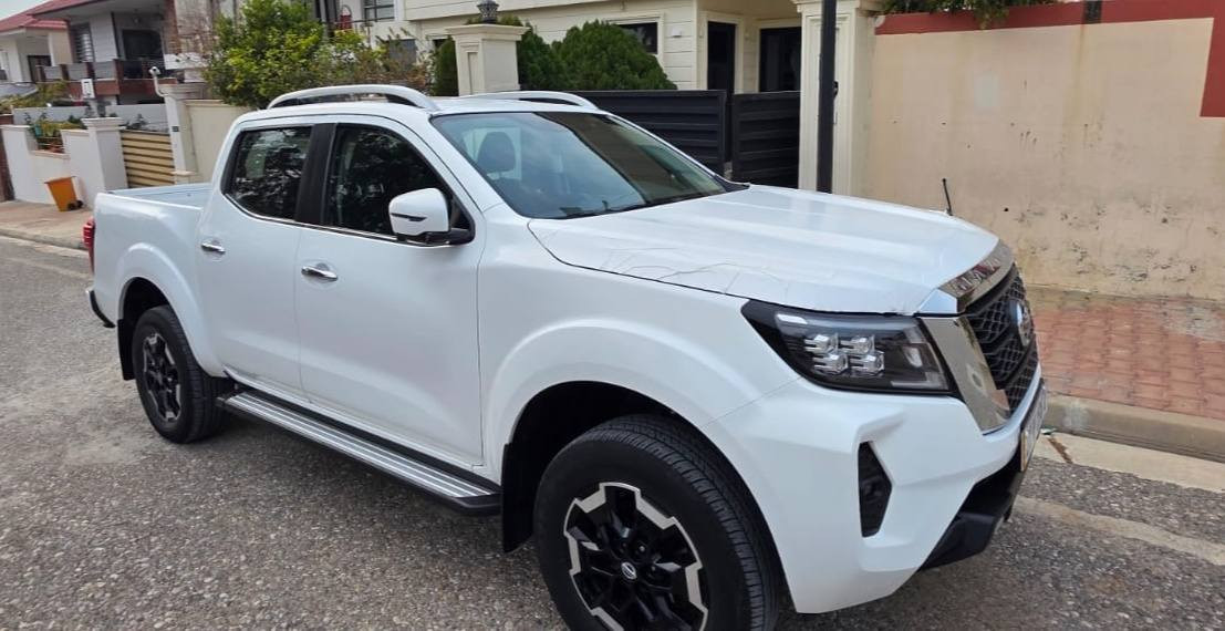 نيسان نفارا موديل 2023 فول 
فول موصفات كمرات دوار تحكم سترن 
كوشن جلد شاشة  دبل اكسل ماشي 
9000 كيلو  متر رقم سليمانية مكفولة من كل شي
محرك كير واير بشرط مامفتوح 
سيارة حيل نظيفة كلشي عل بلاد جديد 
سنوية هزة كلشي جديد مدفوع لـ
باسمي السنوية بشرط تحويل وغرامـة
سيارة مابيـها دينار مصرف كامل من كل نواحي
للاستفسار واتساب .***********
