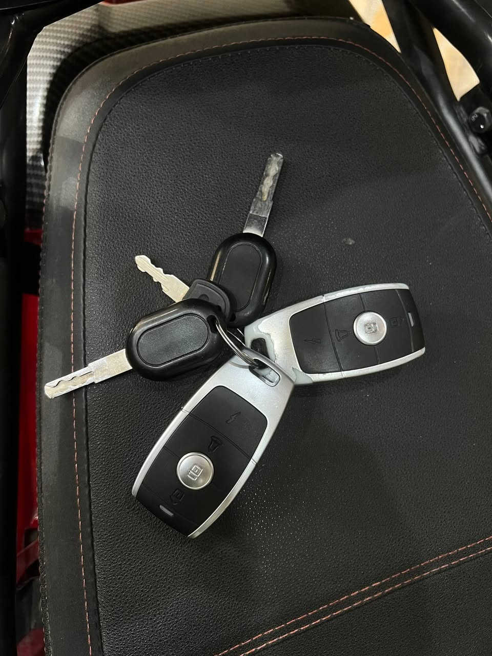 السلام عليكم
دراجة اباتشي نظيفه حيل بيع سريع 
بطاريات مسطرة مو صغار
ملف ٢٥٠٠
سرعة فوك ال١٠٠ تقرة طيارة 
سويجات ثنين بصمات ثنين بوكس وسويج اني شادة
كهربائيات كلها شغالة فول
نضام بك رجوع للخلف  
٣نمر
بيها كاربون فايبر وتاير امامي مبدل اصلي 
بسعر جداً جداً مناسب بيع سريع خواتها يعرضوهن مليون وفوك
والجديد مليون و٤٠٠ تقريبا
♥️شراي راسلني سعرها مناسببب للسرعة


**إذا كنت صاحب هذا الإعلان وتريد حذفه لأي سبب، رجاءا أرسل رسالة إلى الدعم الفني**