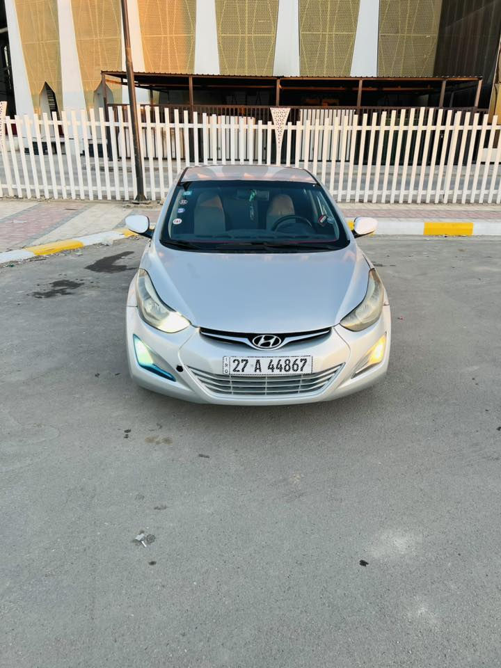 السلام عليكم 
النترا موديل 2016 
بيها جاملغ وبنيد تبديل بدون دواخل 
رقم ذي قار بسمي 
جاهزه للاخير 
السعر :110 وبيها مجال بسيط 
العنوان : ذي قار _ سوق الشيوخ 
هاتف : ***********
