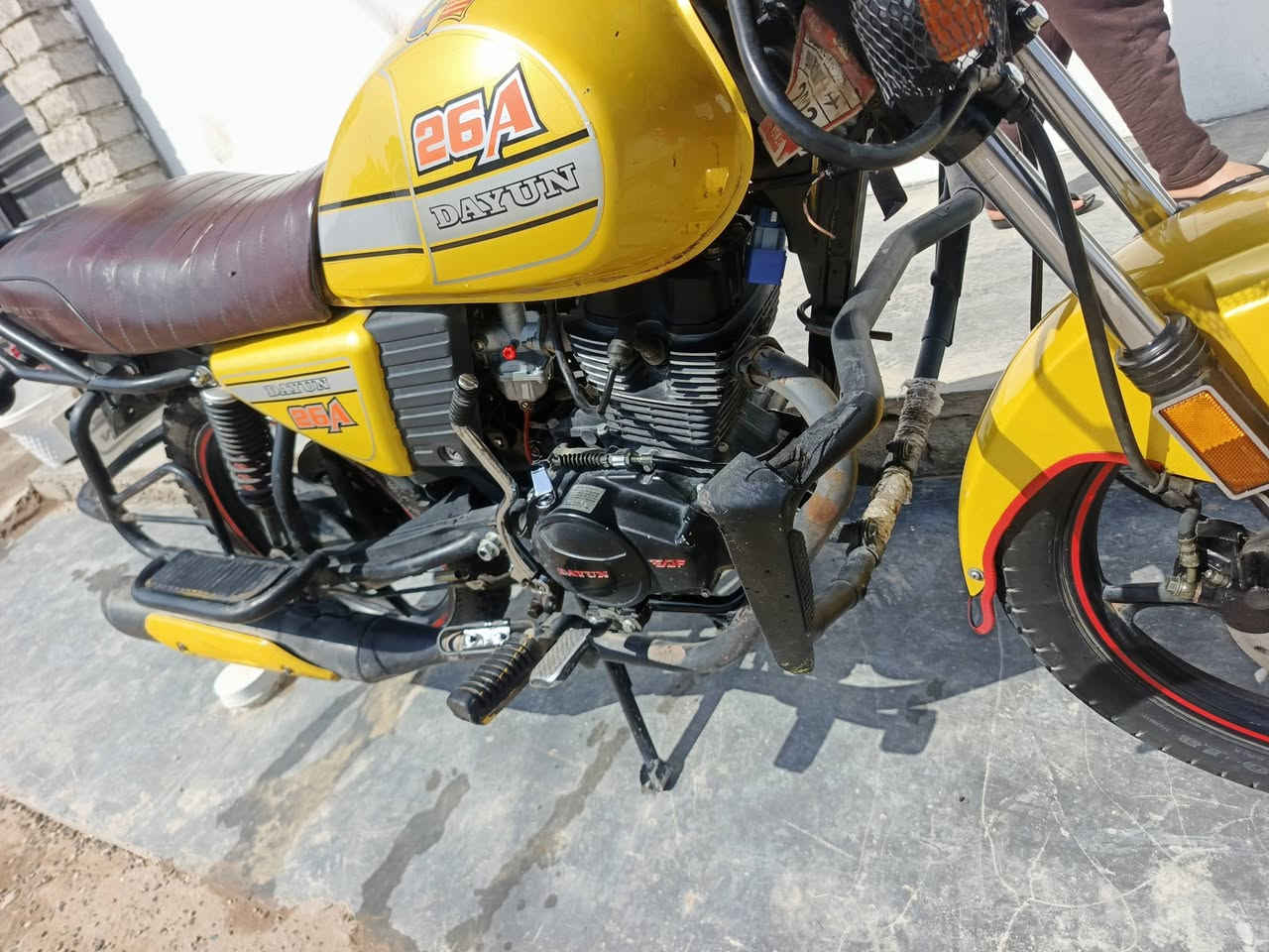 سلام عليكم ديوان موديل 24 شاصي 26 مكينه كلك فقط مكاتبه 200 ما مفتوحه سعر مليوان او 100 بي مجال مكاني سامراء ***********
