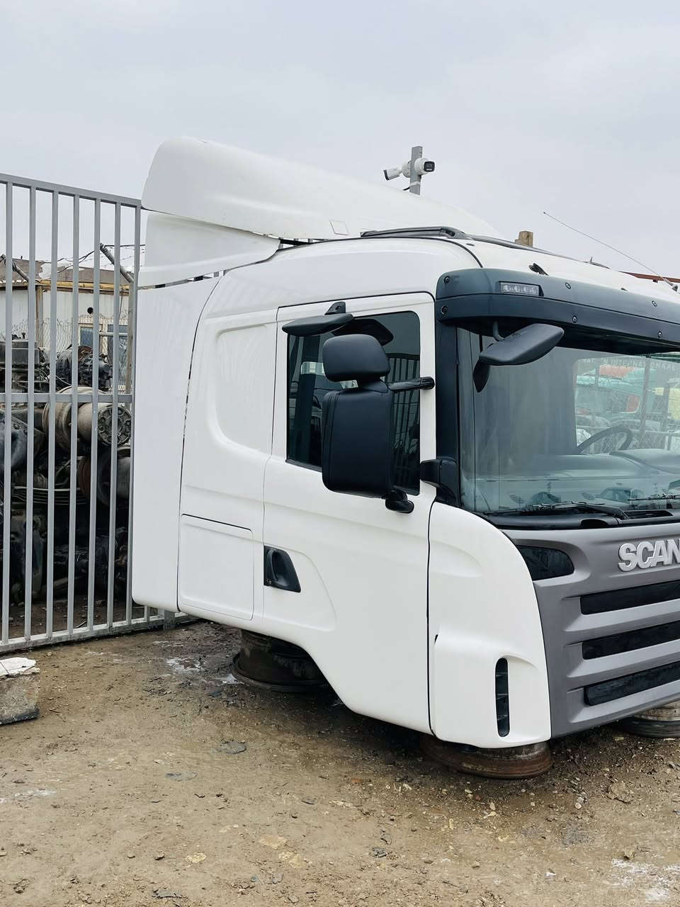 قمارة سكانيا موديل 2009 اوربية  بغداد جرف النداف للاتصال ***********
