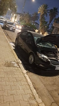 مرة خصت مدير الكروب كيه فورتي موديل ١٦ ليبل واحد السياره ماعدا البنيد ...