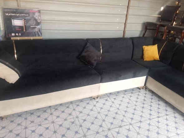 ديوان 12 مقعد سعره 150 مجمع حطين مقابيل المنتزه ***********
