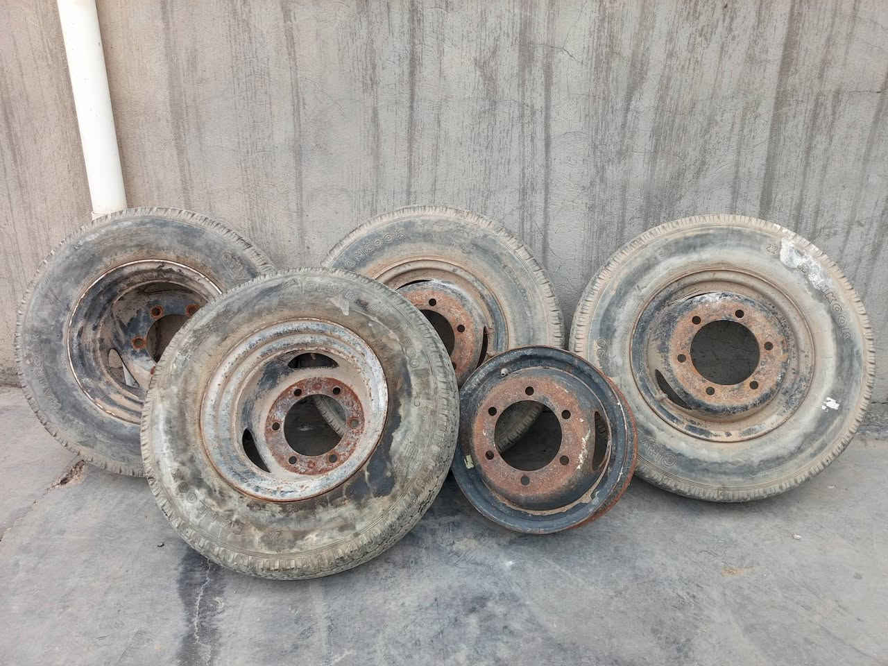 تايرات مال فحل للبيع
مكان ابو اغريب رقمي اسيا ***********
