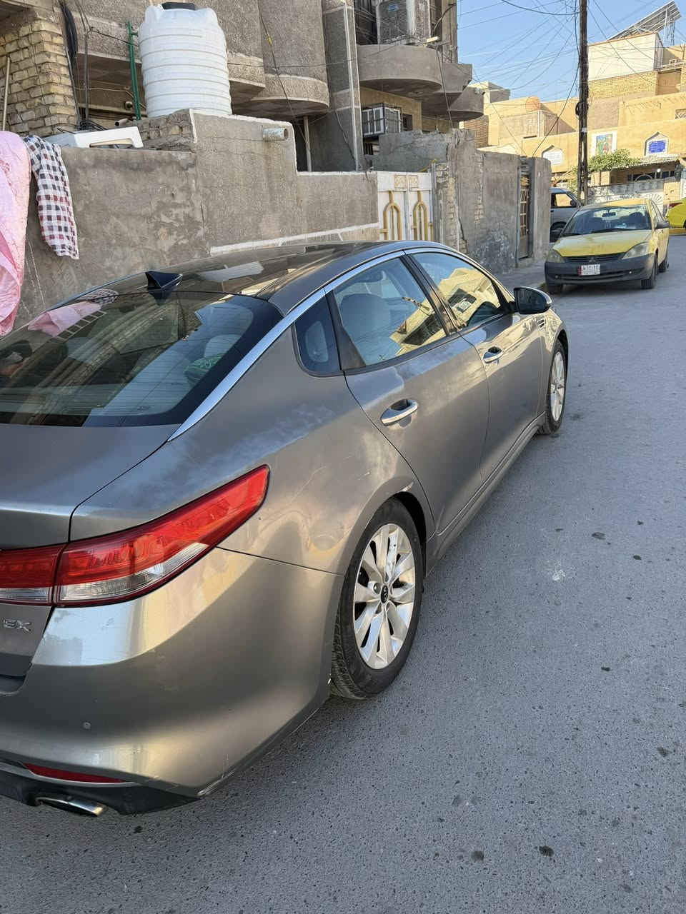 السلام عليكم
كيا اوبتيما 2016 امريكي فول مواصفات ex 
بصمة بانوراما كشنات جلد تدفئة تبريد كشنات +كهرباء و خزن مري شفط قلاب تدفئة ستيرن لايت دبل عدسة بك لايت لد صندوق ذكي عند الاقتراب تبريد قطعتين منفصل تبريد خلفي صدر جديد امامي وخلفي حادث خلفي الصور موجوده ب المنشور رقم بغداد ب اسمي السعر 135 و بيهه مجال 
المكان بغداد الحسينية او الكرادة 
***********
