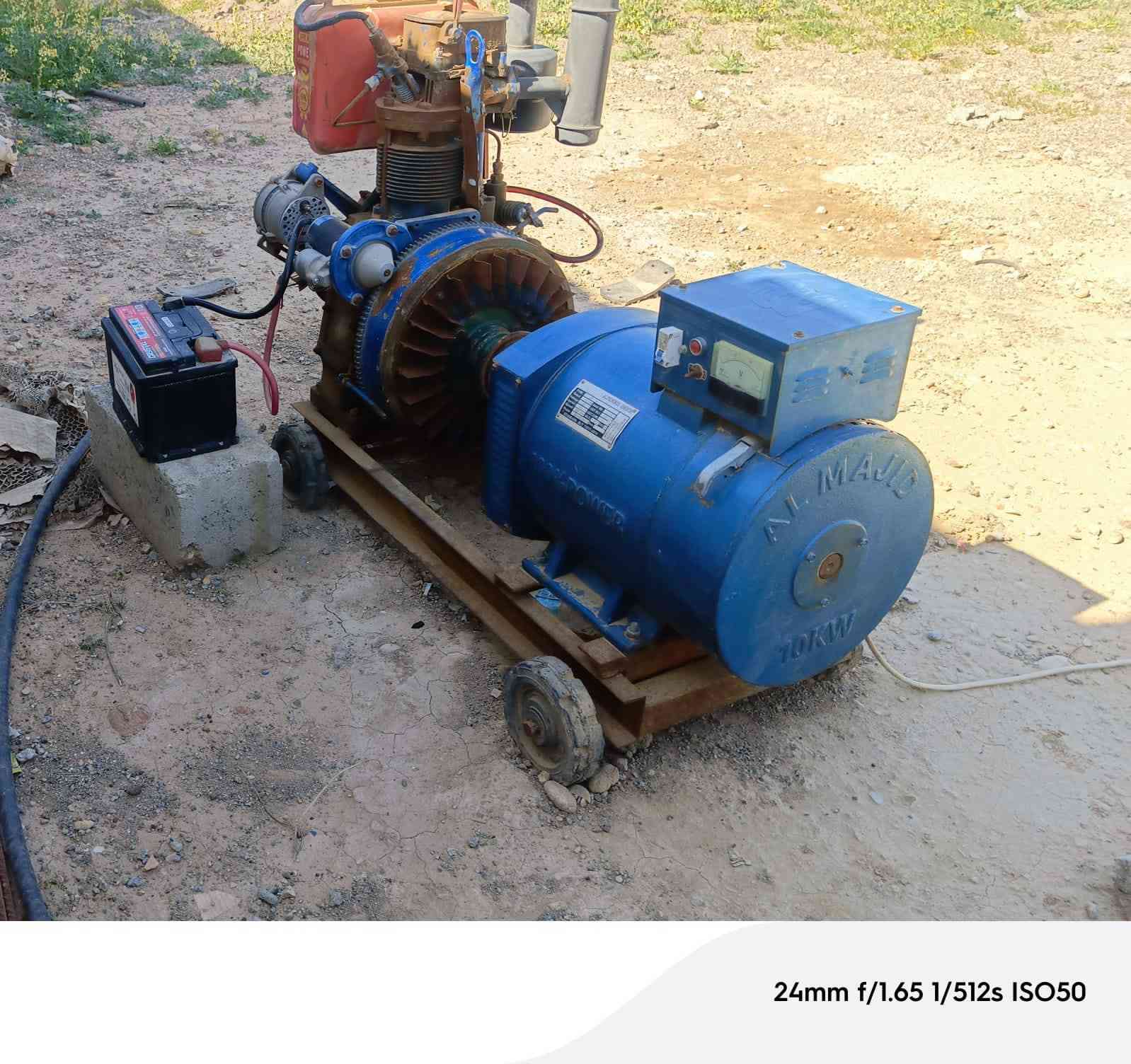 السلام عليكم
ملاحظة 

مكلف بل نشر

مولد 10kw للبيع 

العنوان ديالى 

اي استفسار هاتف صاحب المولد

***********
