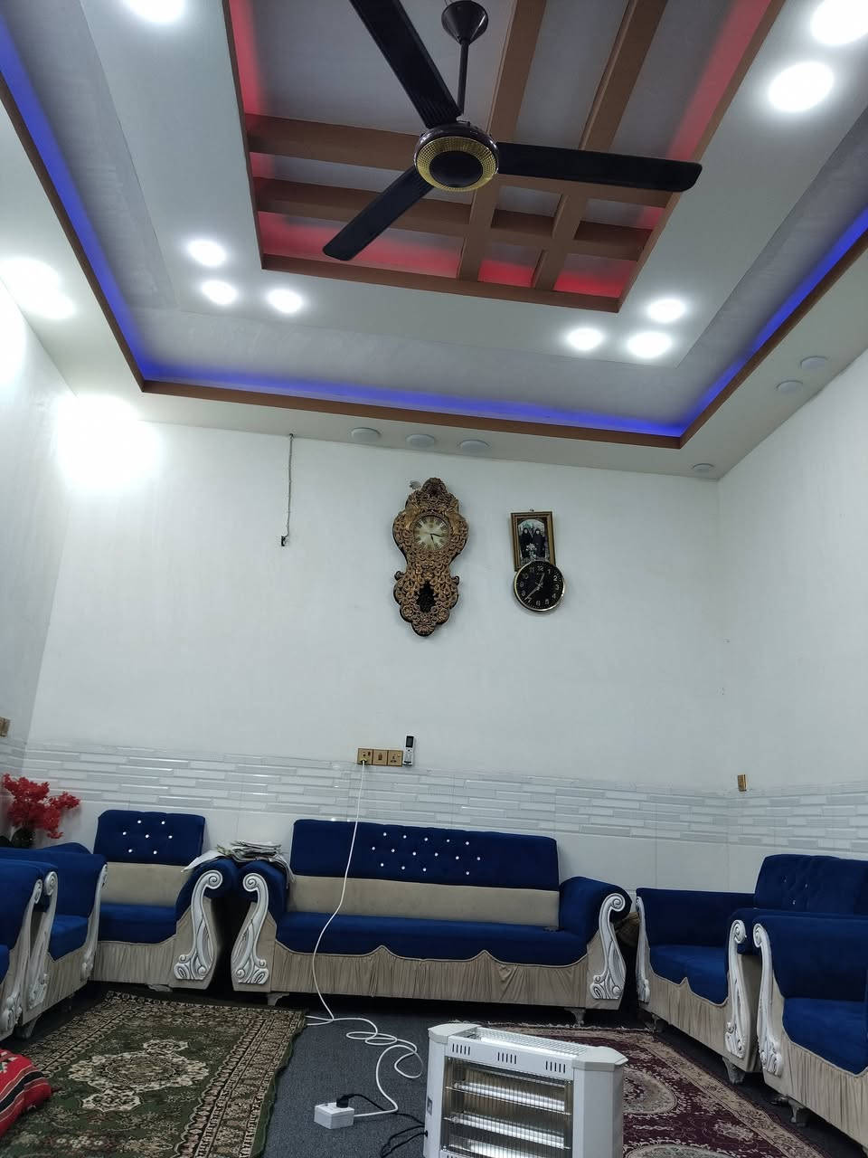 سلام عليكم دار للبيع طابو صرف بسمي عله ساحه بنيان حديث درجه اولى عنوان كربلاء امن داخلي ٢٣بيع مستعجل ستفسار *********** سعر ٢٥٠ بي مجال مساحه 200
