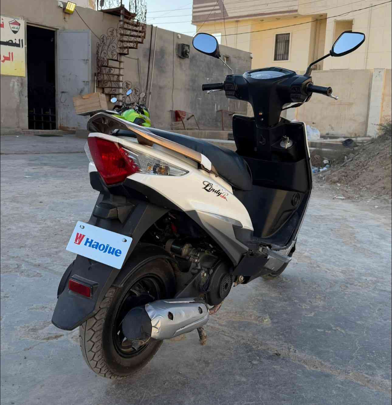 #يا_الله 

السلام عليكم

دراجة هاوجي للبيع 

نضيف مثل ما واضح ب الصور

بدون اوراق 

موديل 2019 

محرك ابلادي مكفول

سعرها 7 اوراق وبيها مجال

مكان الدراجة الرمادي شارع البومهنا

رقم ***********
