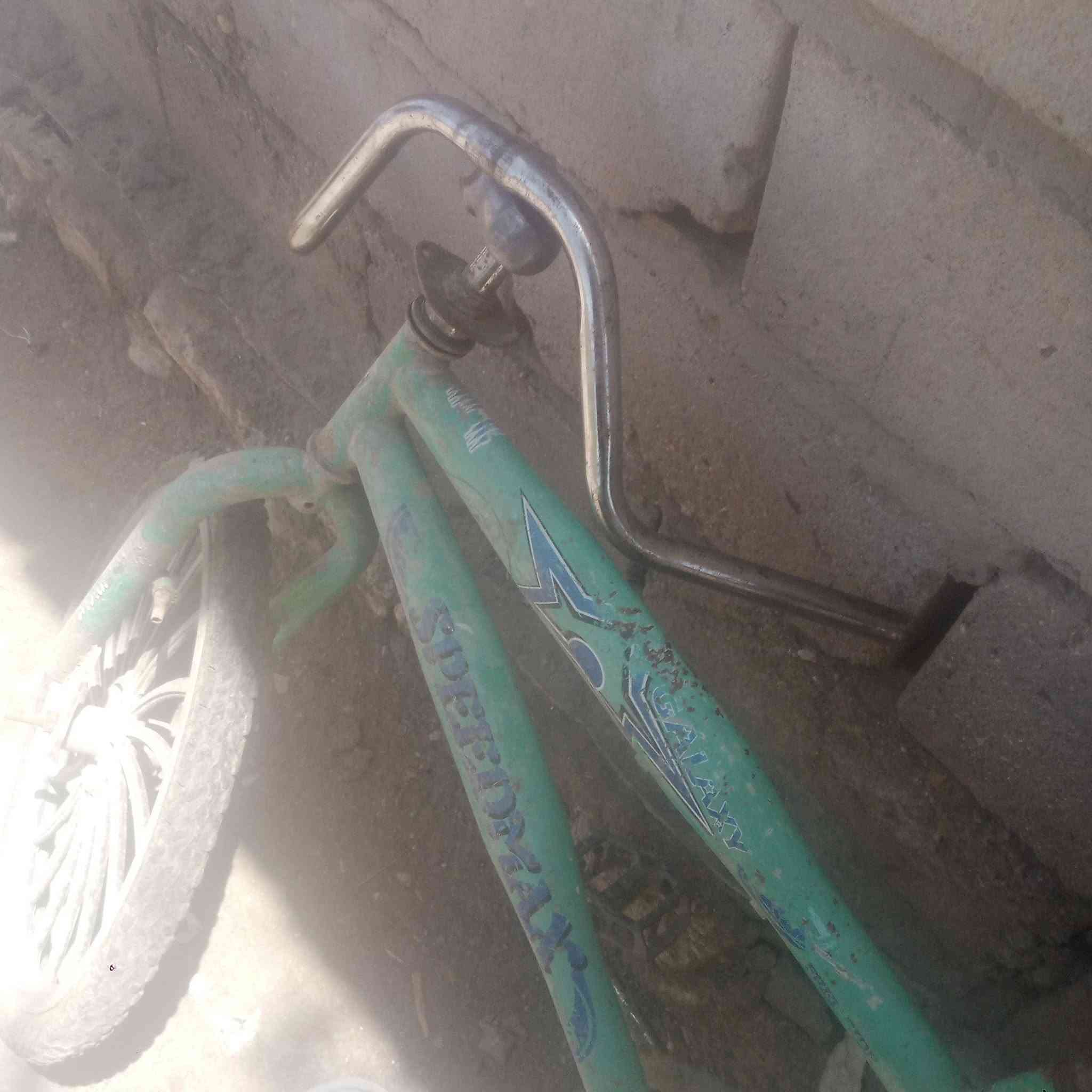 سلام عليكم  شباب  بايسكل  البيع سعر  20


**إذا كنت صاحب هذا الإعلان وتريد حذفه لأي سبب، رجاءا أرسل رسالة إلى الدعم الفني**