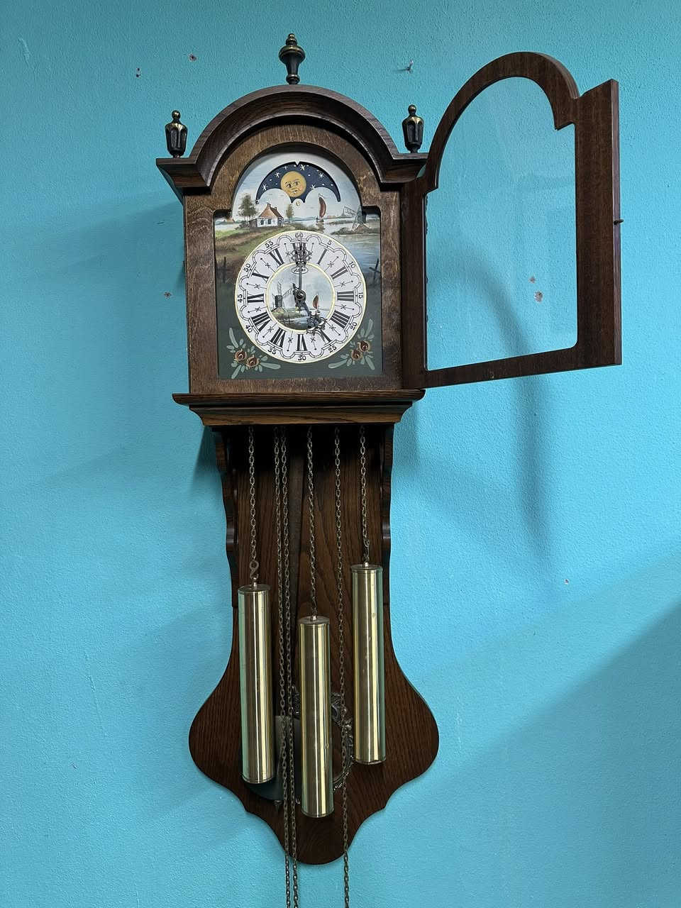 للبيع ساعة بيك بن ثلاث ثقالات بحالة ممتازة لووك سنة الصنع 1965


**إذا كنت صاحب هذا الإعلان وتريد حذفه لأي سبب، رجاءا أرسل رسالة إلى الدعم الفني**