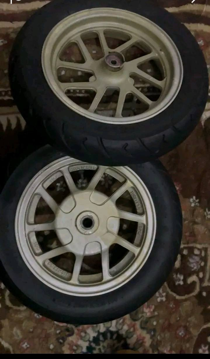 تزويد عدله مشمشي
كلمن  وسعره
مكاني جميله
رقمي ***********
