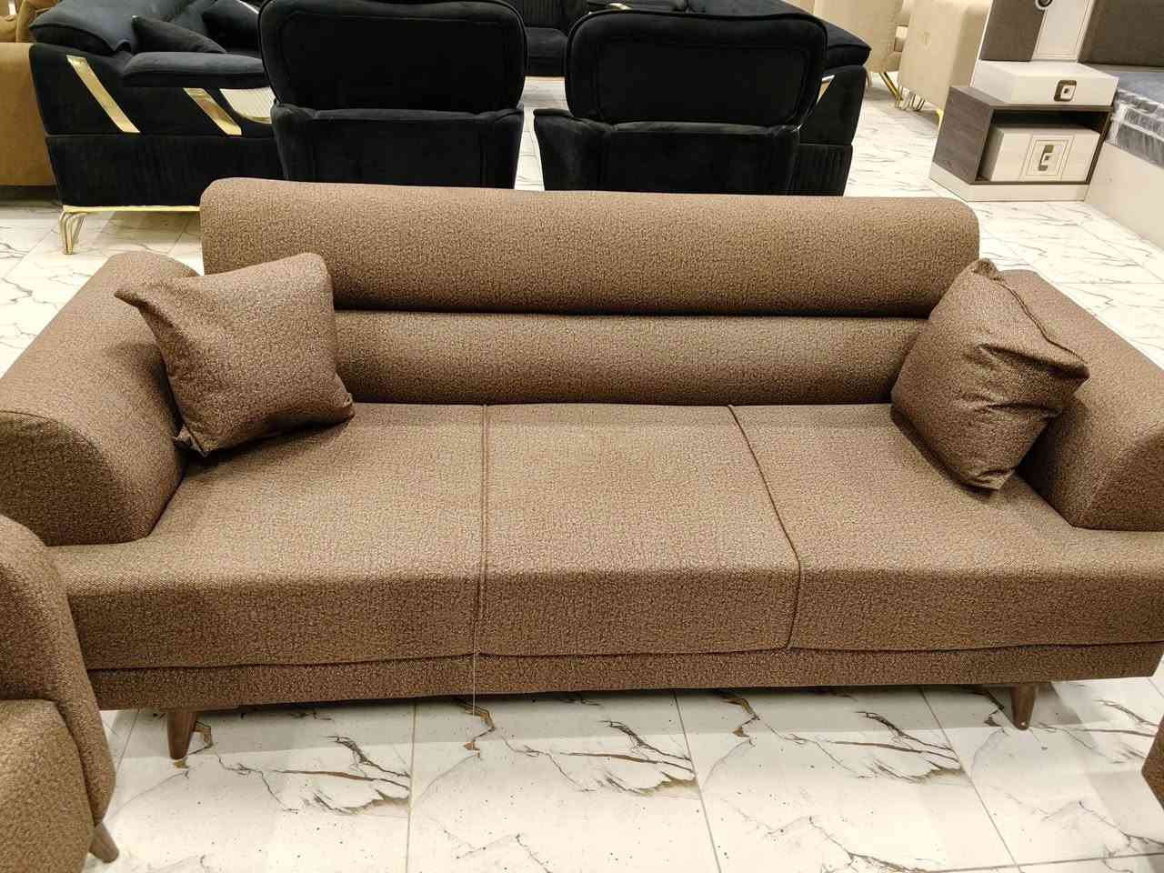 تخم عراقي شغل ممتاز جميع اجزاء هيكل التخم بلوك اسود اسفنج مميز أول قماش تركي كتان 10 مقاعد متوفر الآن في معرض الشركه الكائن طريق رفاعي نصر مجاور جامعة اوما الاهليه للاستفسار اكثر يرجى الاتصال على الارقام التاليه 
***********
*********** واتس فايبر تلگرام 
البيع بطريقة النقد والاقساط 
الشد والنقل داخل محافظة ذي قار مجانا
