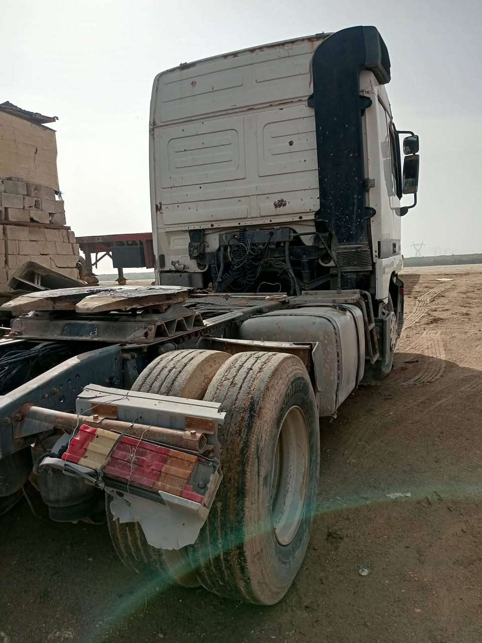 كتروز مديل الفين و2 محرك الفين وعشره 46كير 240 سياره جاهز العمل رقم صفر تريد بدون شاصي مكفول وغماره ما بيهه لا معجون ولا صبغ مكان سياره الكوت سعر تصل ***********
