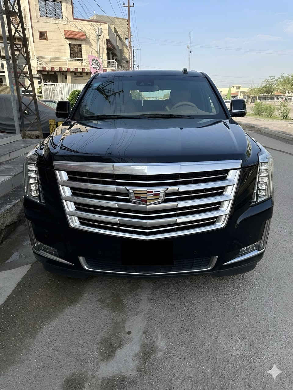 ‏كاديلاك 2019 خليجي وكالة المنصور السيارة بوضع الشركة كفالة عامة
فول مواصفات اعلى فئه بلاتينيوم 
 مكينة 5300 المرغوب كير و مكينه بوضع الشركه
 مابيها غير تكحيل كارت اثر طلقة في البنيد
مرقم بغداد بأسمي تحويل ثاني يوم 
السعر 348$ ورقه 
مكان السياره بغداد السيديه 
اتصال فقط غير متواجد غير متواجد فيس ولا ماسنجر اتصال فقط 
***********
