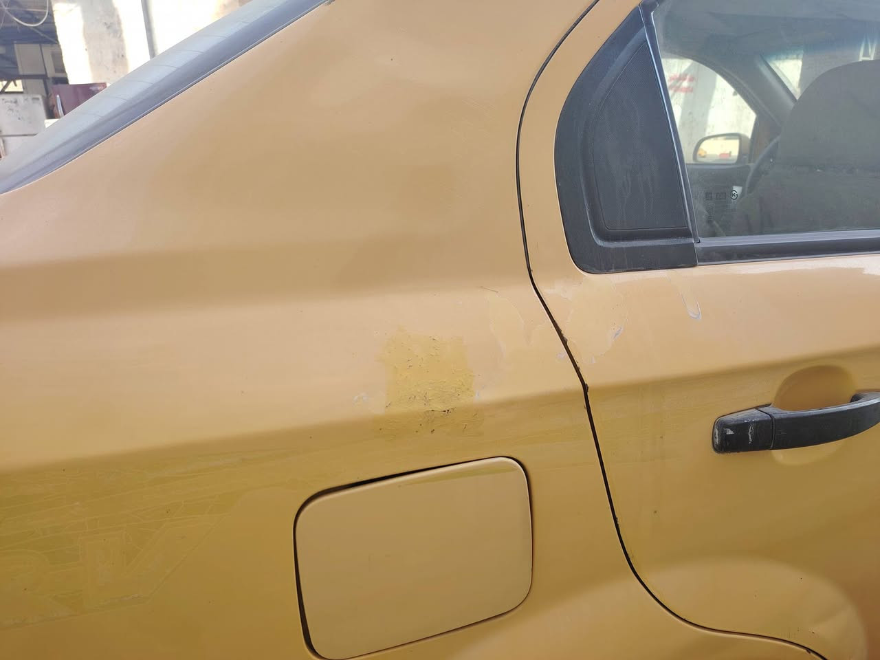 أڤيو 2011للبيع السعر 43وبيهه مجال *********** كير مكينه مكفولات البدي موضح بالصوره راعيه موجود شرط المداور
