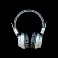 JBL TUNE 440BT • بطارية 40 ساعة • إضاءة 3D LED