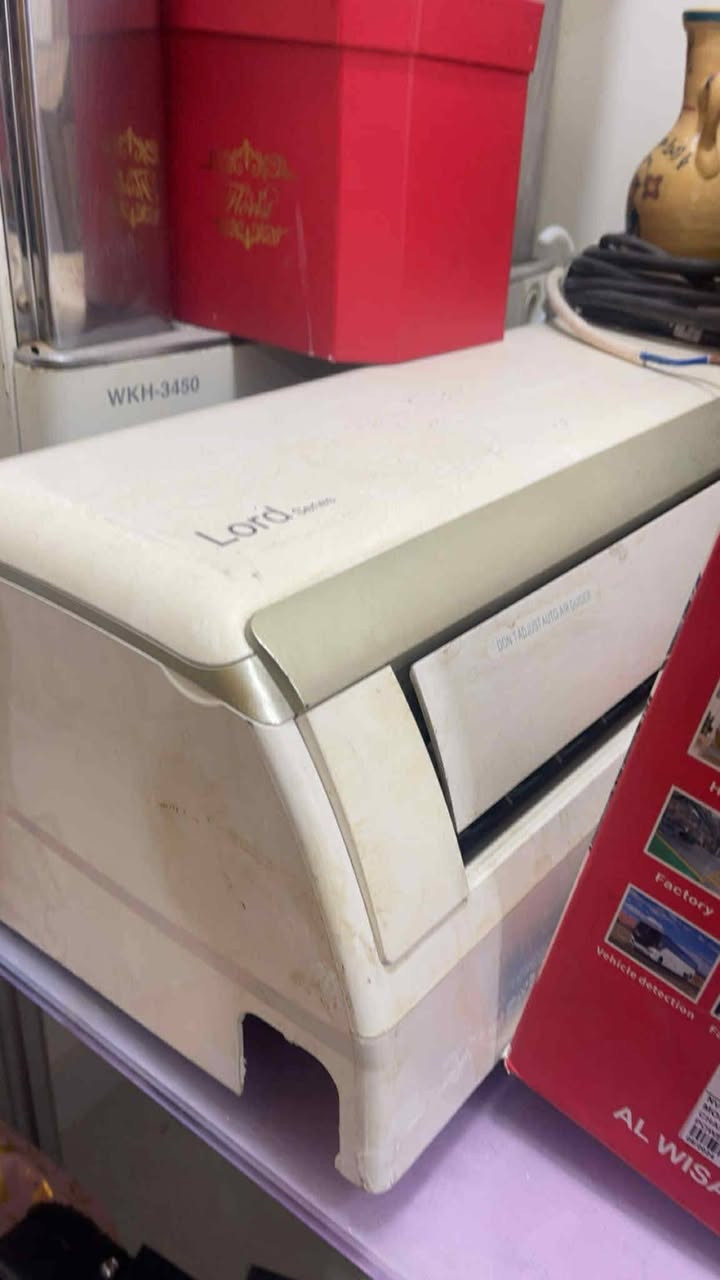 سبلت توسوت واحد طن نضيف كل شي مابي السعر 150قفل مكان بغداد حي الرساله الثانيه


**إذا كنت صاحب هذا الإعلان وتريد حذفه لأي سبب، رجاءا أرسل رسالة إلى الدعم الفني**