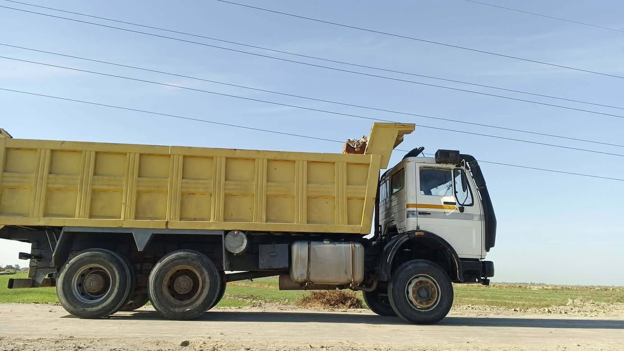 سلام عليكم
البي البيع موديل 88
مجموعه نص جيف 111
مكينة28 محسن لاتنقيص ولابخار 
شاصي مكفول كفاله عامه 
تخم تاير 22 
رقم بغداد ل28  باسمي تحويل مباشر 
***********
