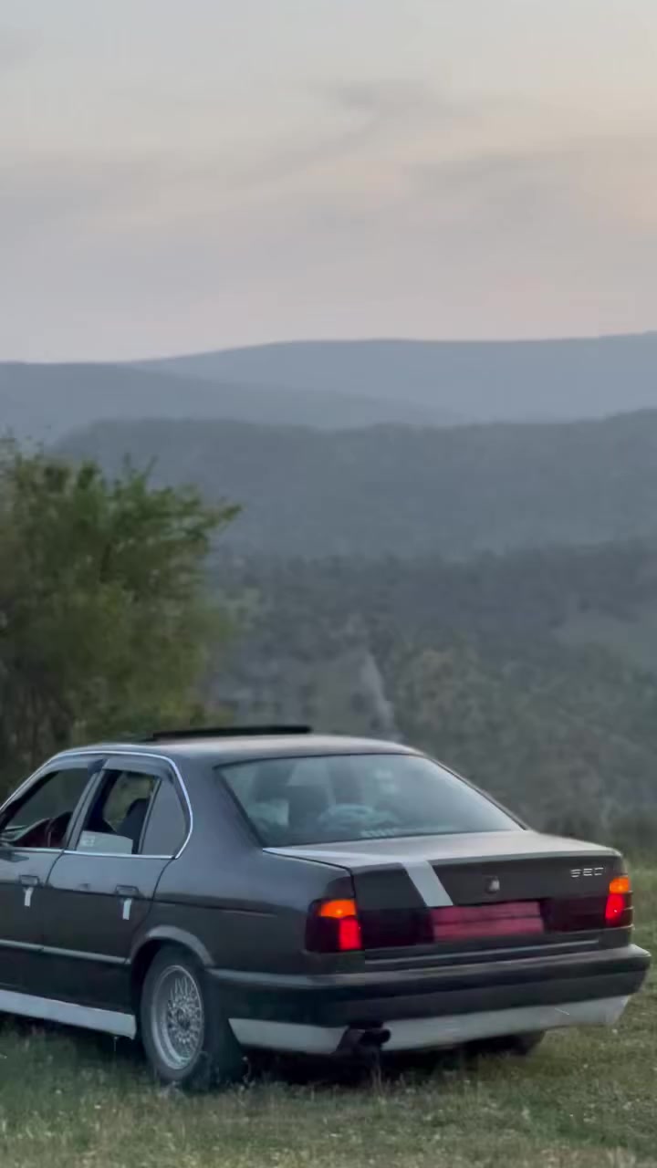 سەرەتا بەناوی خوا
BMW520 گێڕ عادی

ئەوەلیاتی لەگەڵە بە علوج دەیفرۆشم ماڵی مەدەنی بەشەرت

سەیارەکە سلایدە شاشە ئایپاد کارەبایی کامل بەشەرت

گێڕ و مەکینە بەشەرت 

لایت ئەڵقە 

سەیارەکە هەتا بڵێی جوانە بەس ماشاءالله دەوێ 

٤ ویلی حەسیری لۆکی لەژێرە بەس سەیاقێکی دەوێ 

ناو غورفەی جوانە پوخت و خاوێنە 

تەبریت کامل ئەشیای ساردی پێوەیە گەرمیەکەی بە شەرت دەدەم 

بۆ نرخ چاتکە یان تێل لە خزمەت دامە♥️ 

***********
