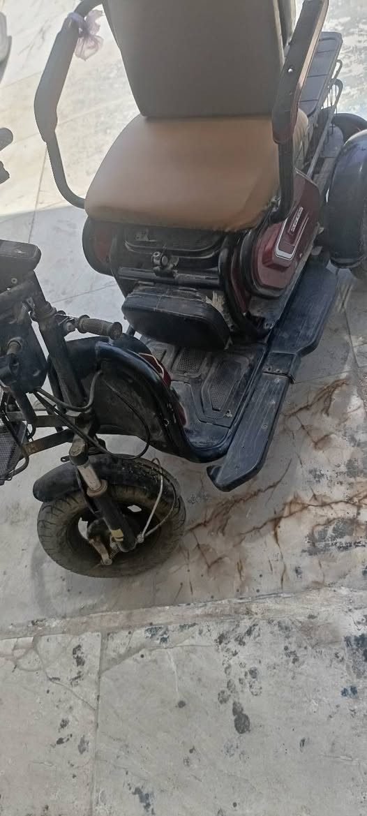 ماطور شحن للبيع المواصلات موتور شغال ونفرين


**إذا كنت صاحب هذا الإعلان وتريد حذفه لأي سبب، رجاءا أرسل رسالة إلى الدعم الفني**